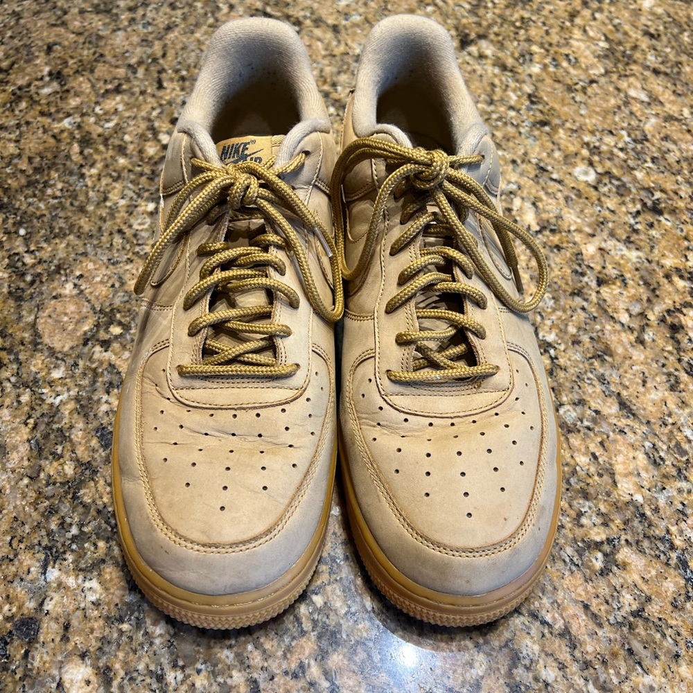 NIKE AIR FORCE 1 Mens size 12